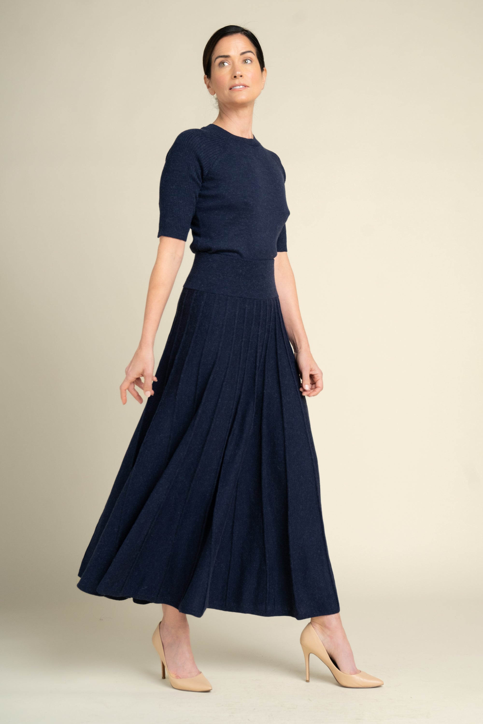 LOUISE — Pleated Knit Maxi Skirt